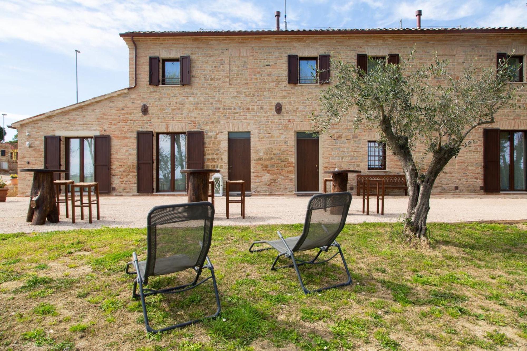 Bed and Breakfast Il Casolare à Gradara Extérieur photo